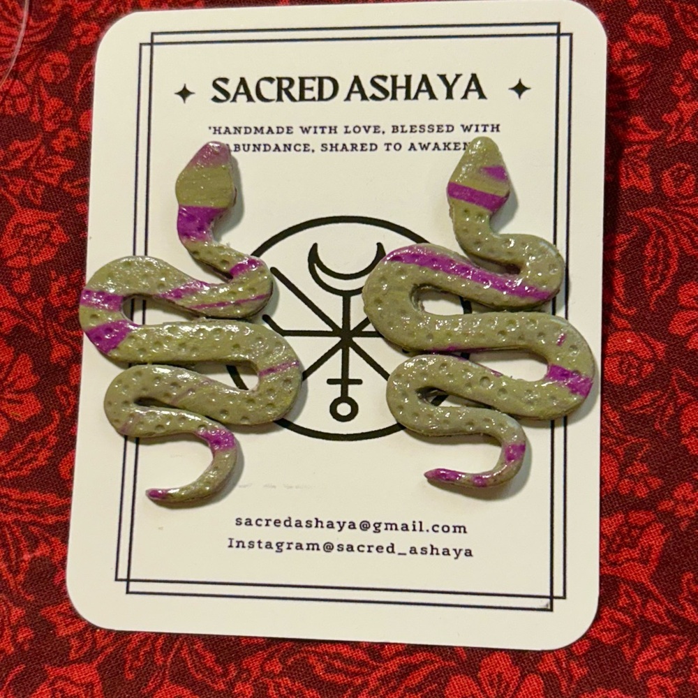 Sacred Ashaya Marbled Snake Stud Earrings